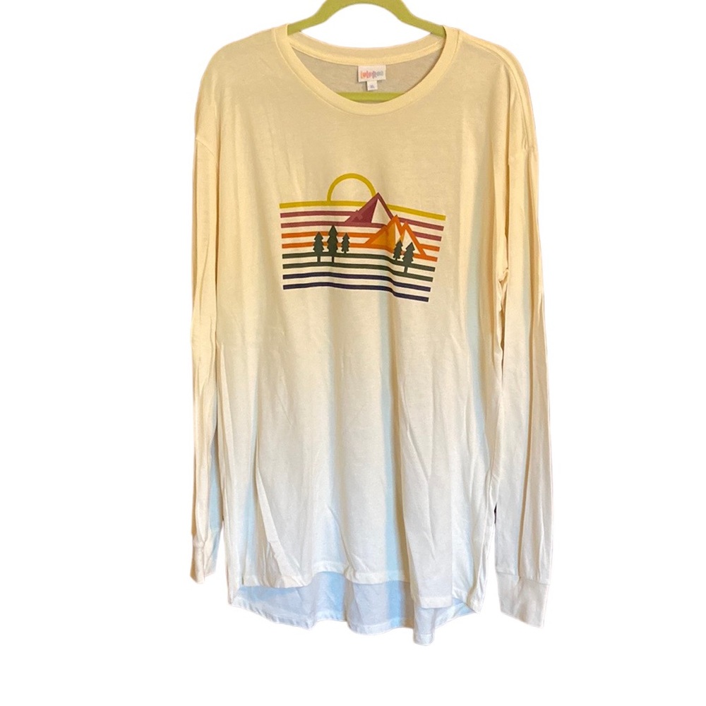 LuLaRoe Hudson long-sleeved top - Size XL (18-20) - Stylized mountain scene